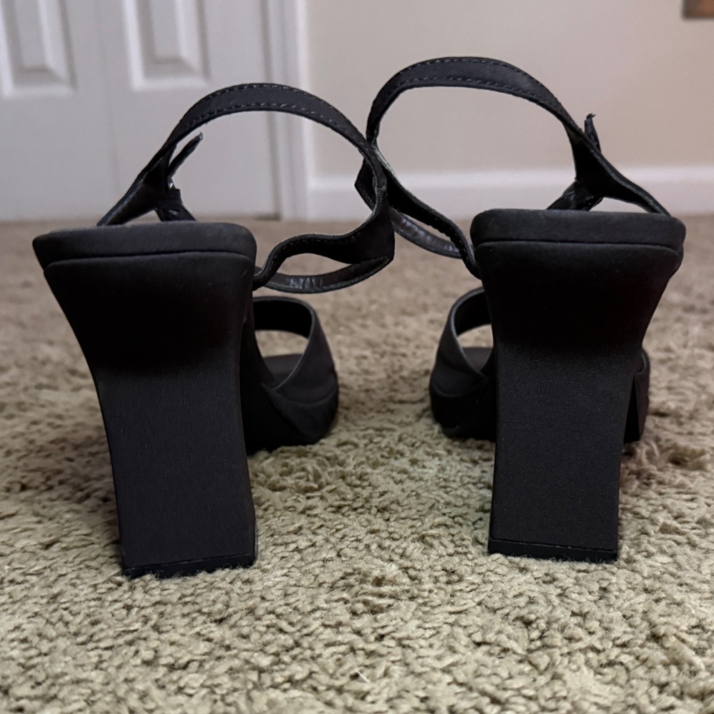 Vintage Y2K Mudd Platform Block Heels - Ankle Strap - Size 8 - Picture 3 of 4